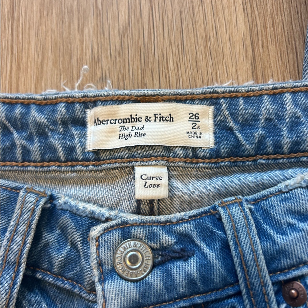 Abercrombie & Fitch curve love dad jeans - Picture 3 of 3